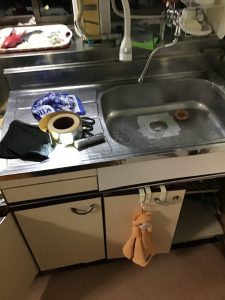 流し台を新品に交換