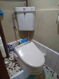 作業前のトイレ