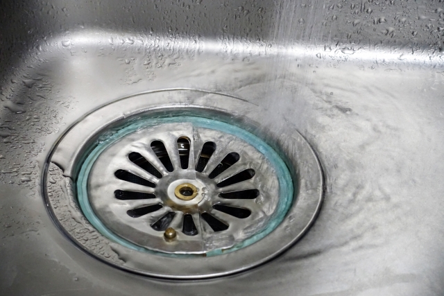 水が流れる排水口