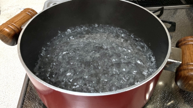 熱湯