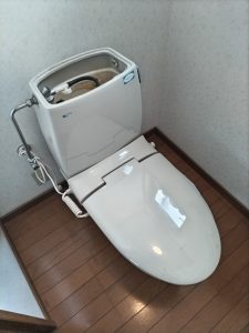 トイレ水漏れを部品交換で問題解決しました。【京都市左京区】