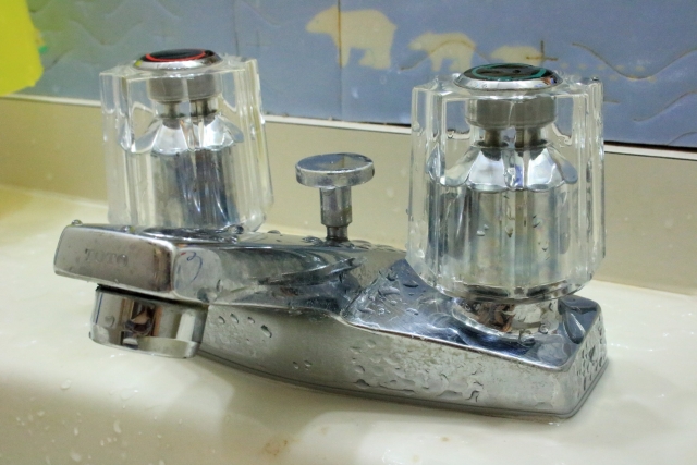 ツーハンドル水栓